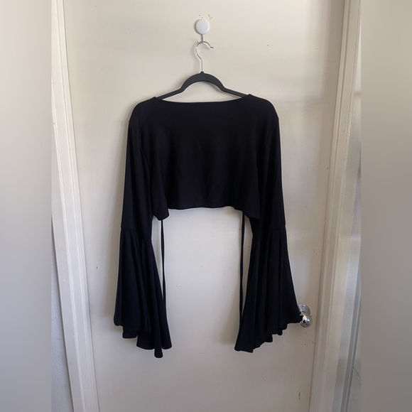 Foxblood Mega Bell Sleeve Bolero - Picture 6 of 6